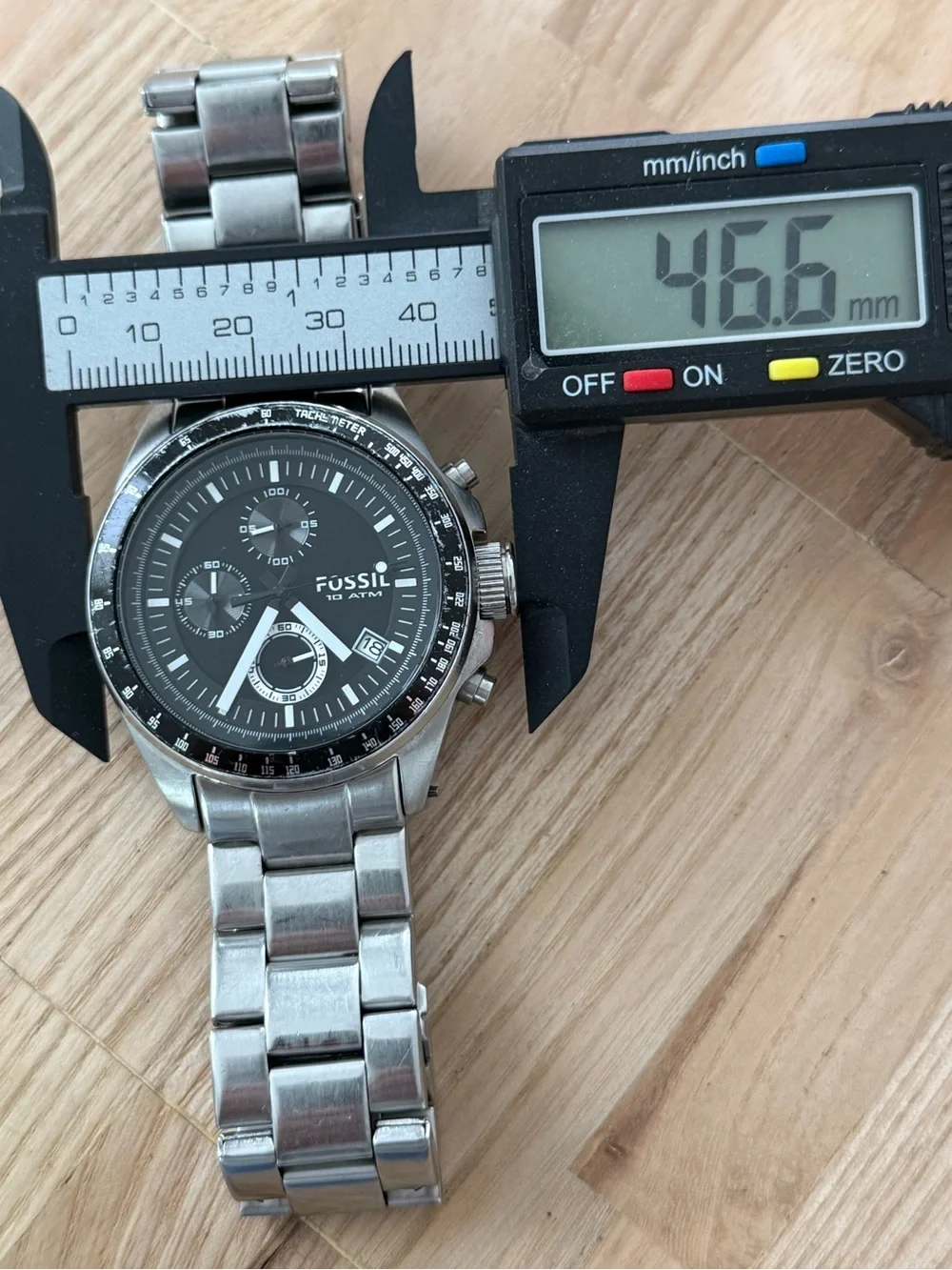 Fossil brand model
